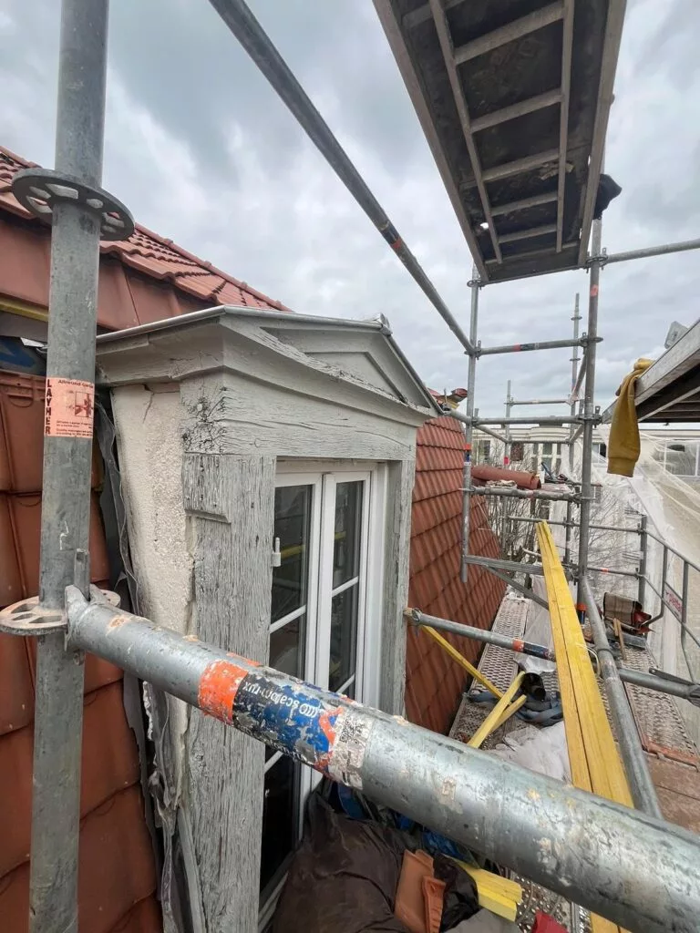 Création d’une lucarne lors d’une rénovation de toiture