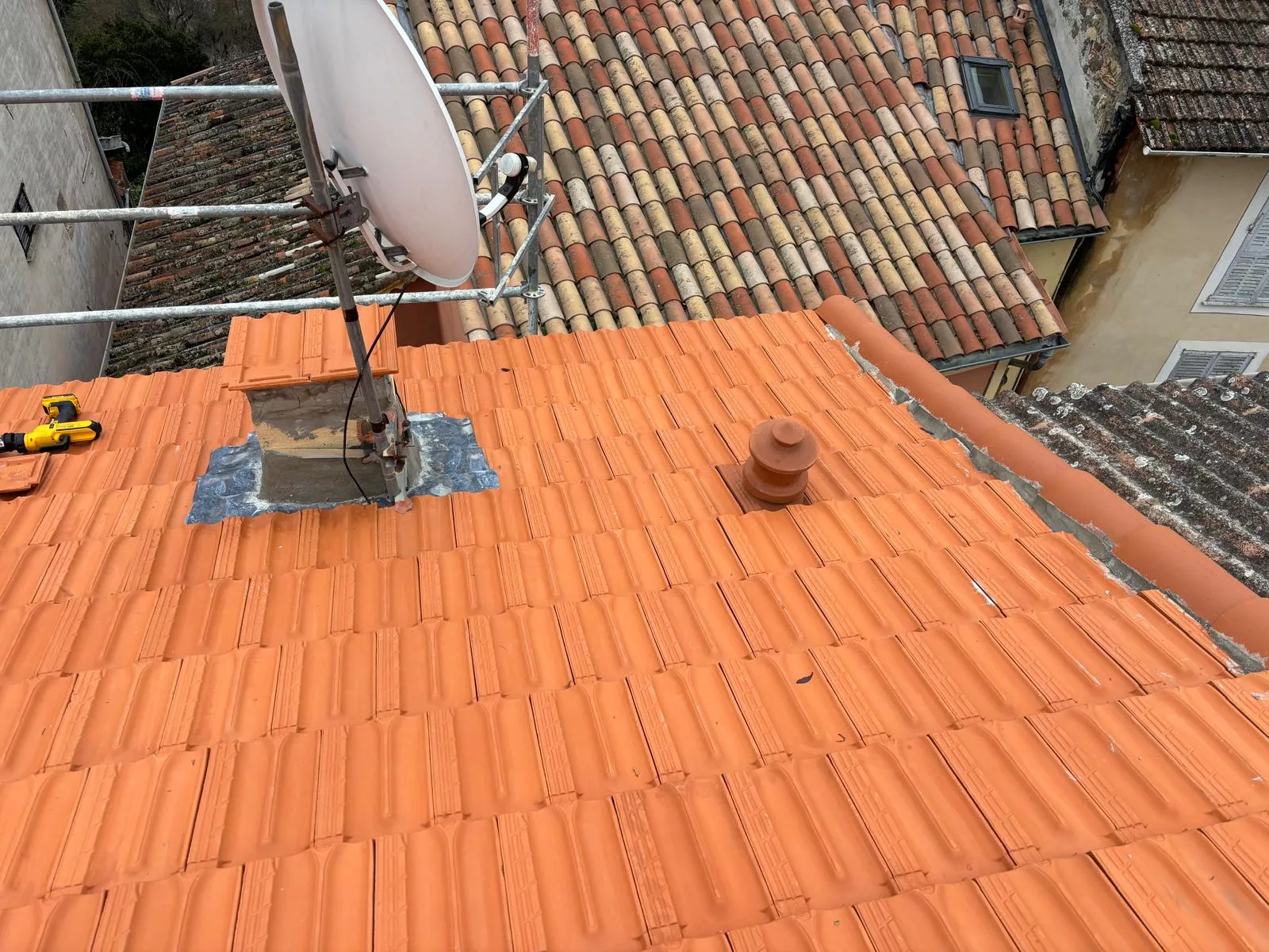 Rénovation de toiture à Aigle, dans le Chablais vaudois
