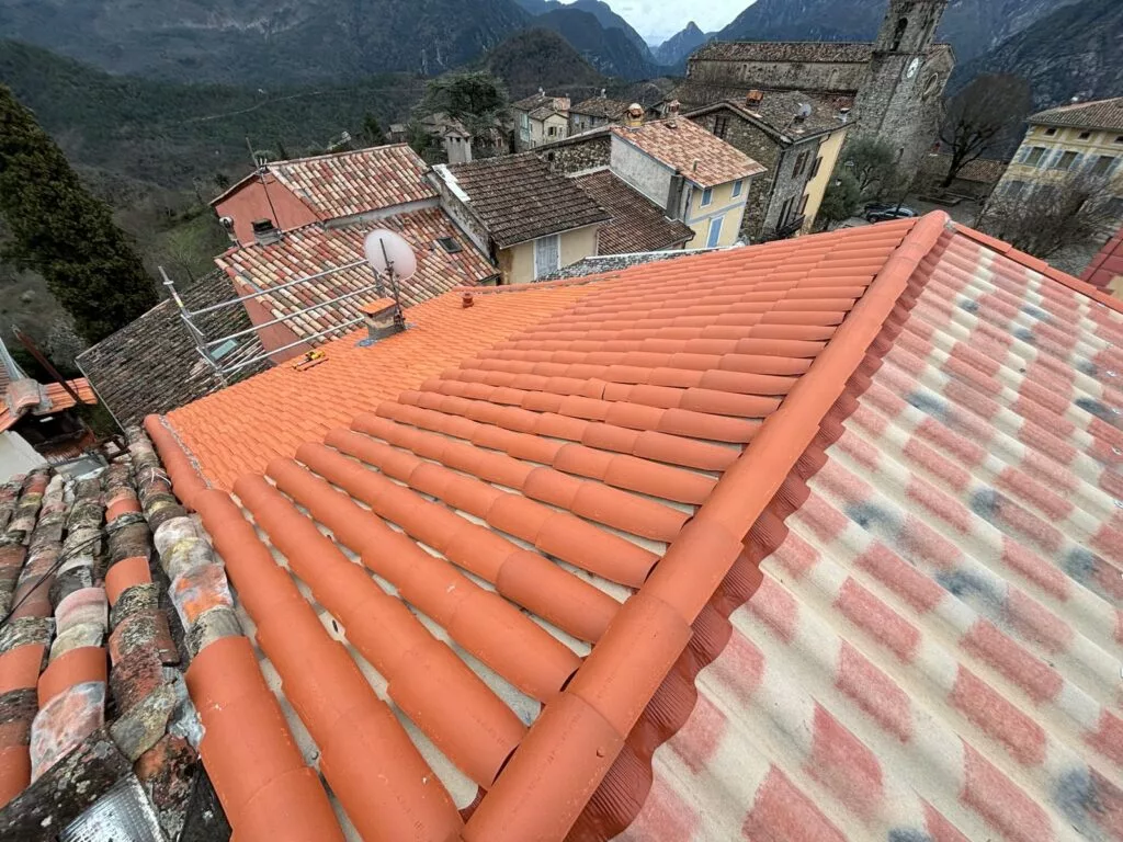 Rénovation de toiture sur un immeuble de Clarens